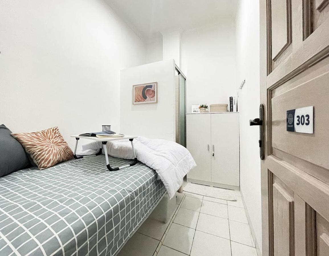 Kos Awany Coliving Hostel Τζακάρτα Εξωτερικό φωτογραφία