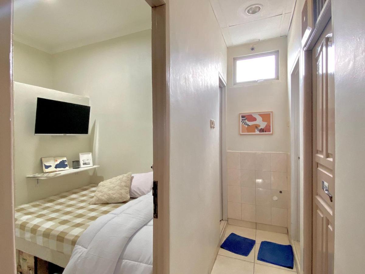 Kos Awany Coliving Hostel Τζακάρτα Εξωτερικό φωτογραφία