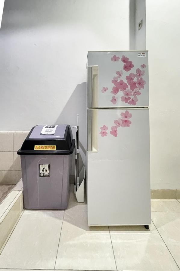 Kos Awany Coliving Hostel Τζακάρτα Εξωτερικό φωτογραφία